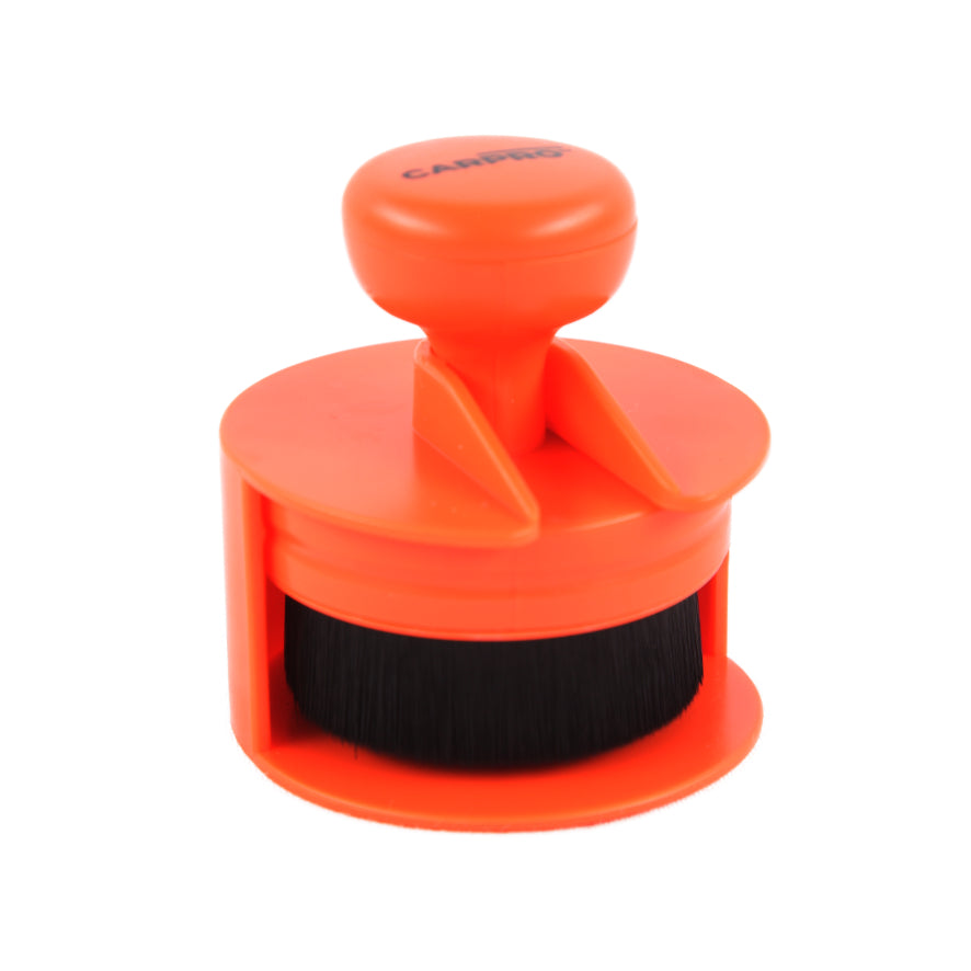 CarPro Darkside Brush