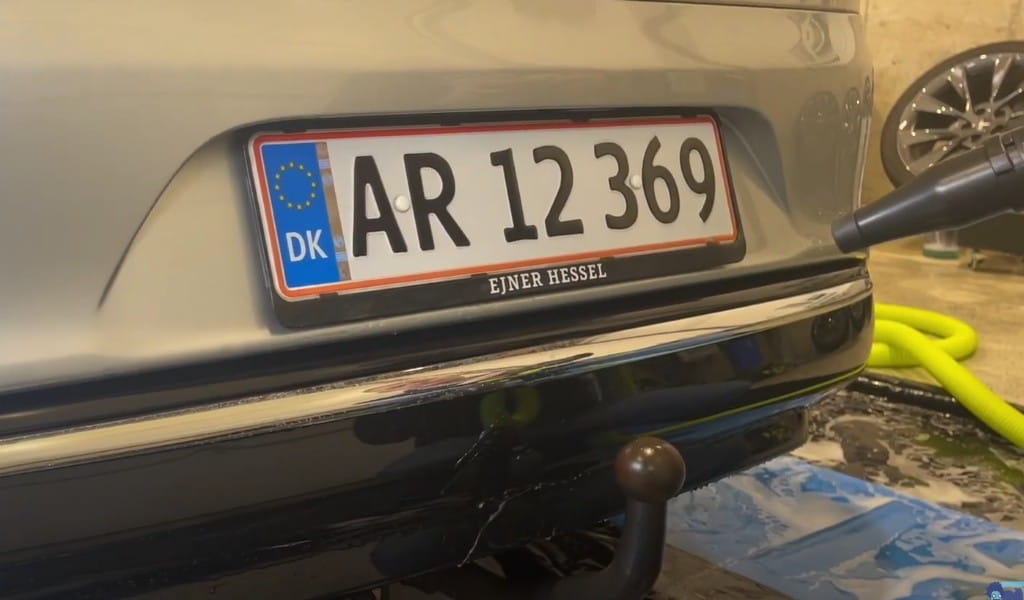 Blæs vandet af bilen med bigboi