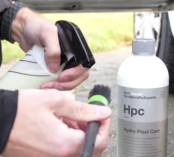 Hydro plast care sprayes på pensel
